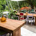 Pitahaya Bed and Breakfast Golturkbuku